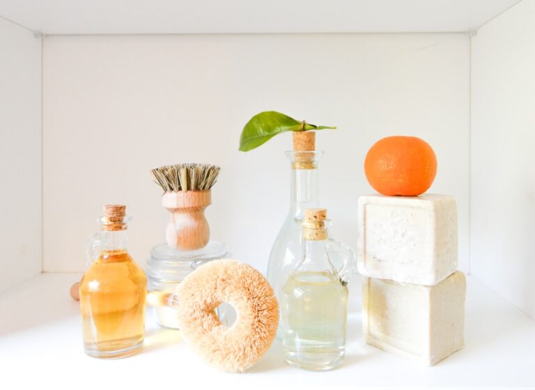 A Deep Dive into Natural Ingredients in Cleaning Products
